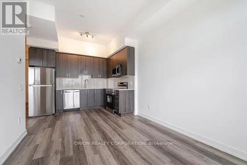 2611 - 1455 Celebration Drive W, Pickering, ON - Indoor Photo Showing Kitchen