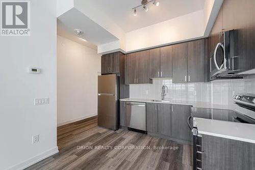 2611 - 1455 Celebration Drive W, Pickering, ON - Indoor Photo Showing Kitchen