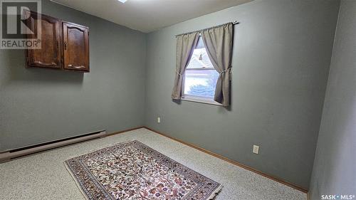 109 Lorne Street E, Swift Current, SK - Indoor Photo Showing Other Room