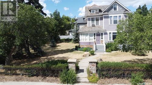 109 Lorne Street E, Swift Current, SK - Outdoor With Facade