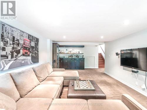 51 Blue Forest Drive, Toronto (Bathurst Manor), ON - Indoor Photo Showing Living Room