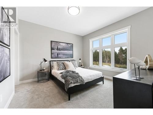 1927 Pineridge Mountain Run, Invermere, BC - Indoor Photo Showing Bedroom