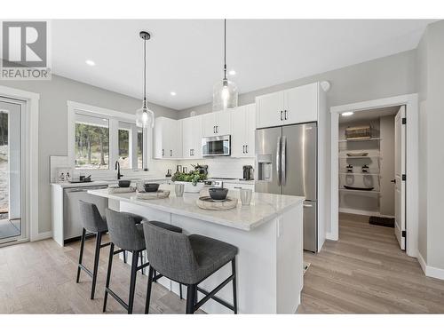 1927 Pineridge Mountain Run, Invermere, BC - Indoor Photo Showing Kitchen With Upgraded Kitchen