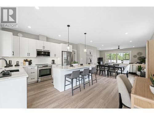 1927 Pineridge Mountain Run, Invermere, BC - Indoor Photo Showing Kitchen With Upgraded Kitchen