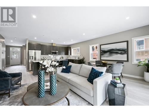 1744 Pine Ridge Mountain  Trail, Invermere, BC - Indoor Photo Showing Living Room