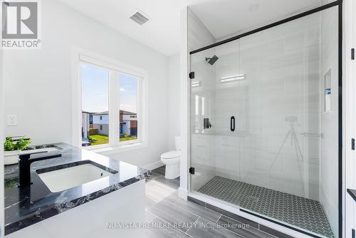 42 Poole Crescent, Middlesex Centre (Komoka), ON - Indoor Photo Showing Bathroom