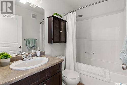 110 Ashworth Crescent, Saskatoon, SK - Indoor Photo Showing Bathroom