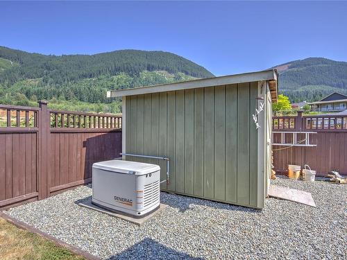 446 Mountain View Dr, Lake Cowichan, BC 