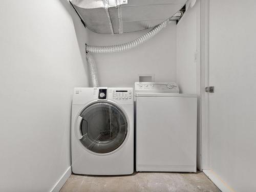 Laundry room - 605 Rue Dorais, Montréal (Saint-Laurent), QC - Indoor Photo Showing Laundry Room