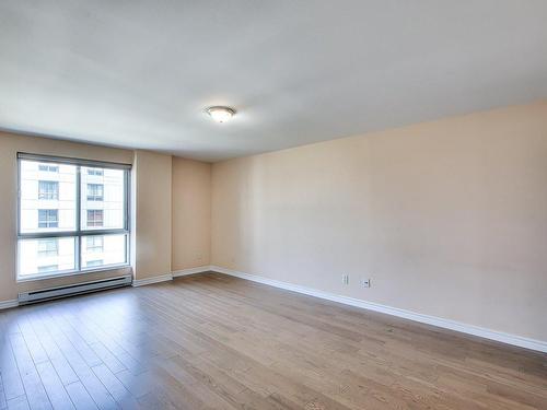 Master bedroom - 605-2950 Boul. De La Côte-Vertu, Montréal (Saint-Laurent), QC - Indoor Photo Showing Other Room