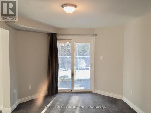 28 Shalom Way, Barrie, ON - Indoor Photo Showing Other Room