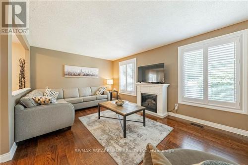 83 Forestgate Drive, Hamilton (Fessenden), ON - Indoor Photo Showing Living Room With Fireplace