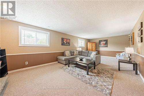 83 Forestgate Drive, Hamilton (Fessenden), ON - Indoor