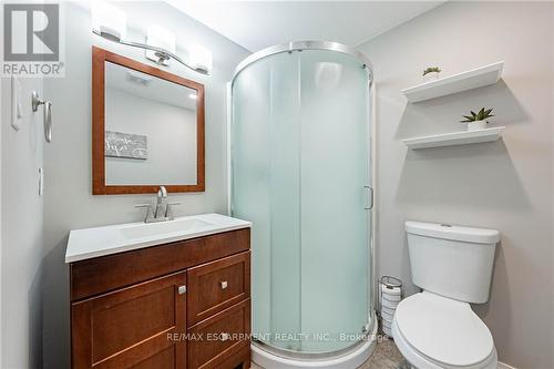 83 Forestgate Drive, Hamilton (Fessenden), ON - Indoor Photo Showing Bathroom