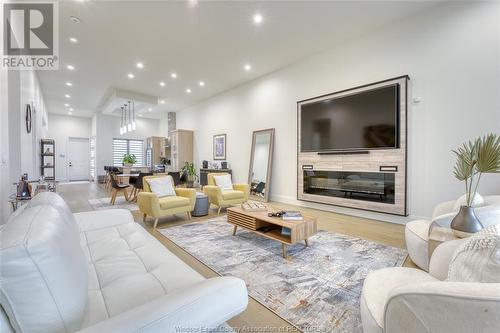 566 Lily Mac, Windsor, ON - Indoor Photo Showing Living Room With Fireplace