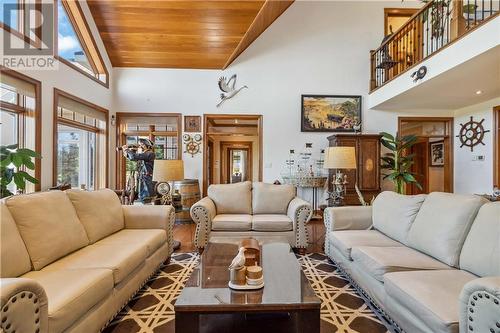 31 Edgewater Lane, Little Shemogue, NB - Indoor Photo Showing Living Room