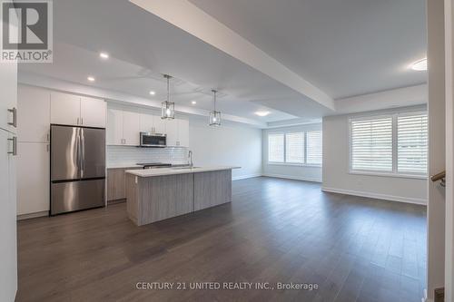 325 Mullighan Gardens, Peterborough (Northcrest), ON - Indoor Photo Showing Kitchen