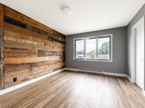 Master bedroom - 5285  - 1 Boul. Westley, Longueuil (Saint-Hubert), QC - Indoor Photo Showing Other Room