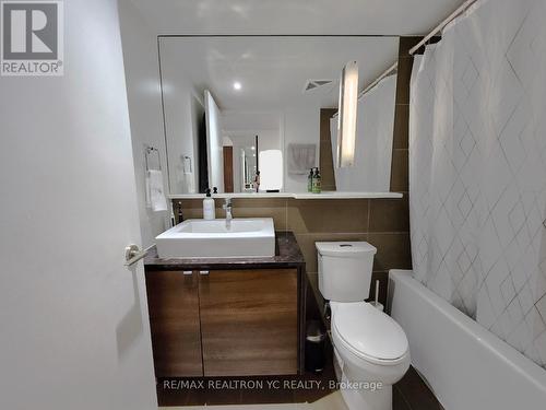 1503 - 121 Mcmahon Drive, Toronto (Bayview Village), ON - Indoor Photo Showing Bathroom