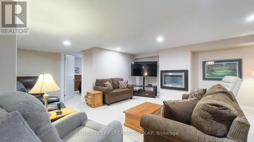 5 Oakwood Links Lane, Lambton Shores (Grand Bend), ON - Indoor