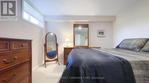 5 Oakwood Links Lane, Lambton Shores (Grand Bend), ON - Indoor Photo Showing Bedroom