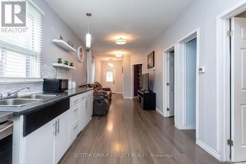 24 Hyla Street, London, ON - Indoor Photo Showing Kitchen With Double Sink