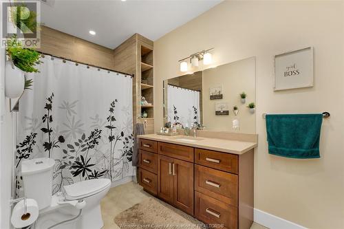 9900 Walker, Amherstburg, ON - Indoor Photo Showing Bathroom