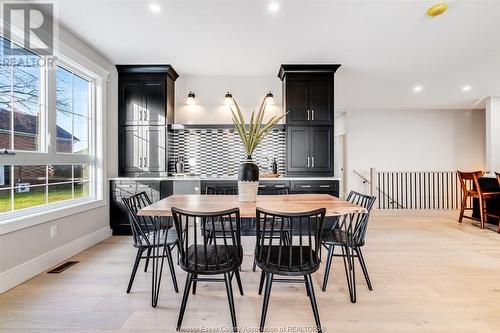 1582 Jasperson Drive, Kingsville, ON - Indoor Photo Showing Dining Room