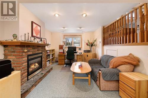 4661 Shadetree Crescent, Windsor, ON - Indoor Photo Showing Living Room With Fireplace