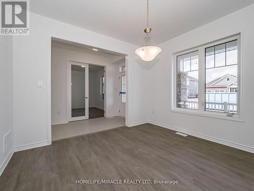 28 Dyer Crescent, Bracebridge, ON - Indoor Photo Showing Other Room