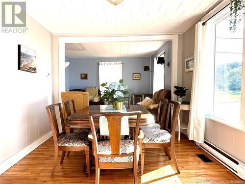 16 Fort Street, Port Elgin, NB - Indoor Photo Showing Dining Room