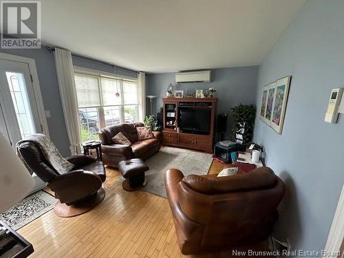 55 Duncan Street, Tide Head, NB - Indoor Photo Showing Living Room