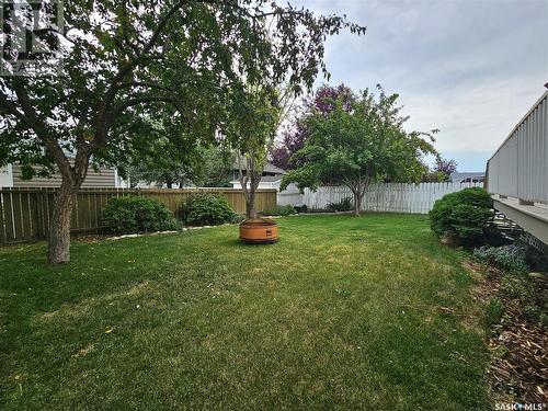 519 Palliser Drive, Swift Current, SK - Outdoor With Backyard