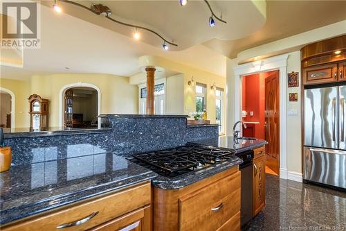 46 Clear View Road, Grand-Barachois, NB - Indoor Photo Showing Kitchen With Upgraded Kitchen