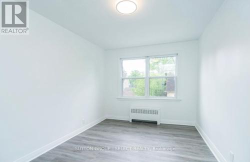 100 Barton Street, London, ON - Indoor Photo Showing Other Room