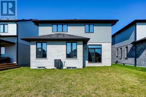 2583 Buroak Drive, London, ON - Outdoor