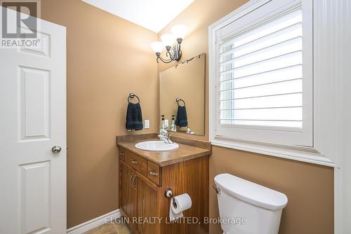 15 Hummingbird Lane, St. Thomas, ON - Indoor Photo Showing Bathroom