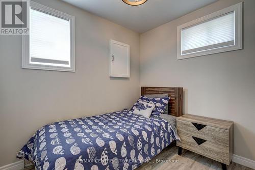 417A Edith Cavell Boulevard, Central Elgin (Port Stanley), ON - Indoor Photo Showing Bedroom