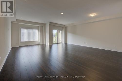 3 Ridgeside Lane, Hamilton (Waterdown), ON - Indoor Photo Showing Other Room