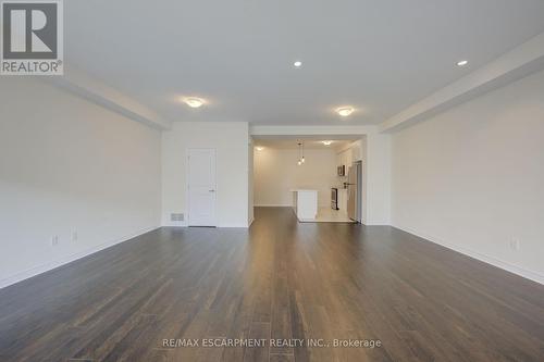 3 Ridgeside Lane, Hamilton (Waterdown), ON - Indoor Photo Showing Other Room