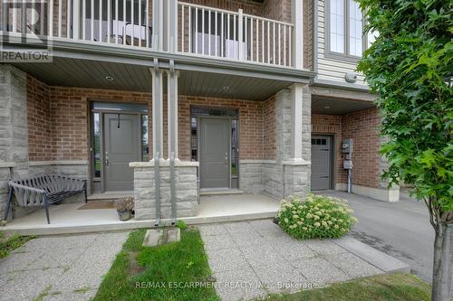 3 Ridgeside Lane, Hamilton (Waterdown), ON - Outdoor With Balcony With Facade