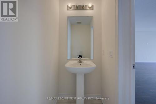 3 Ridgeside Lane, Hamilton (Waterdown), ON - Indoor Photo Showing Bathroom