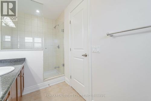 84 Heming Trail, Hamilton (Ancaster), ON - Indoor Photo Showing Bathroom