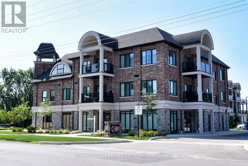 203 - 2605 Binbrook Road, Hamilton (Binbrook), ON - Outdoor With Balcony With Facade