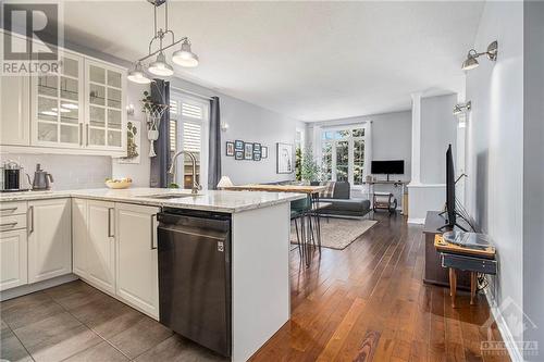 360 Royal Fern Way, Ottawa, ON - Indoor Photo Showing Kitchen