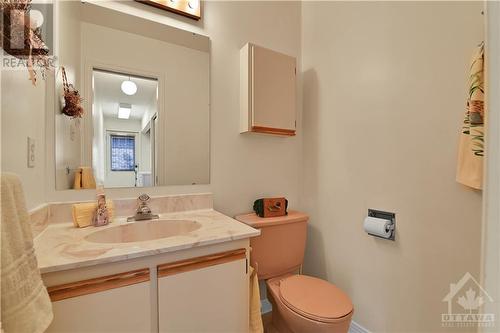 2 pc powder room - 35 Holitman Drive, Ottawa, ON - Indoor Photo Showing Bathroom