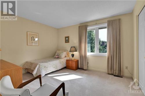 Bedroom - 35 Holitman Drive, Ottawa, ON - Indoor Photo Showing Bedroom