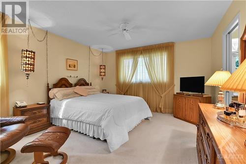 Primary - 35 Holitman Drive, Ottawa, ON - Indoor Photo Showing Bedroom