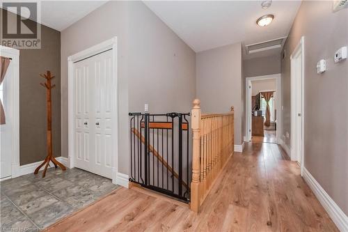 27 Highland Road, Clifford, ON - Indoor Photo Showing Other Room