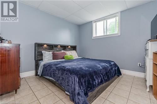 27 Highland Road, Clifford, ON - Indoor Photo Showing Bedroom